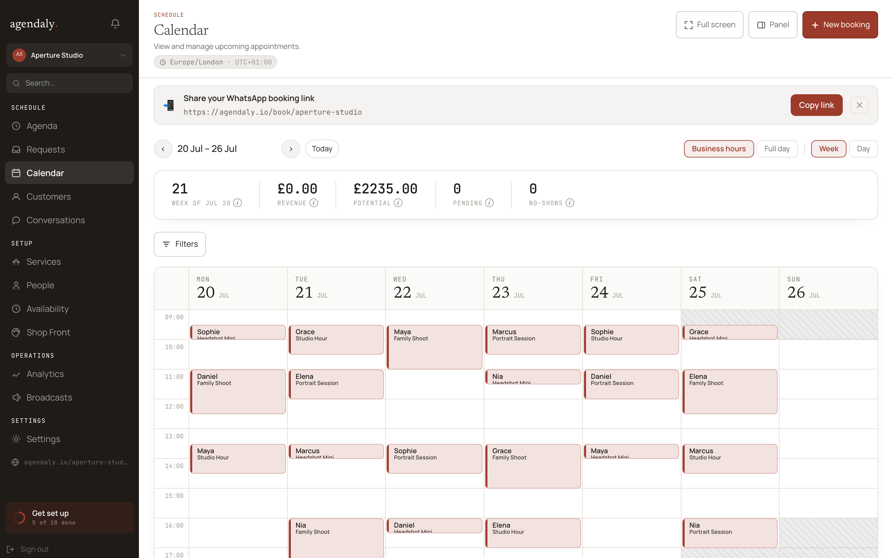 The Agendaly dashboard calendar for a visual & performing arts business